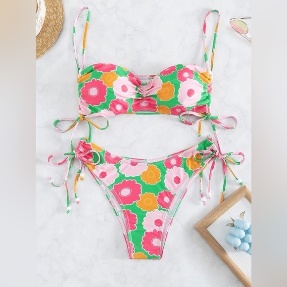 New 2 Piece Floral Drawstring Bead Accented Bikini Set - Picture 5 of 16